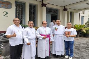 Mgr. Vitus and FIC Brothers